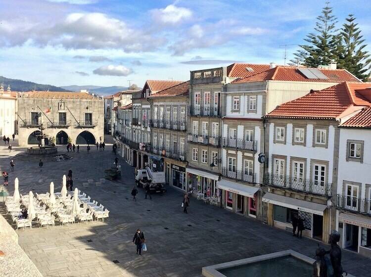 膳宿费 Dona Emília Guest House & Studio Apartment Building