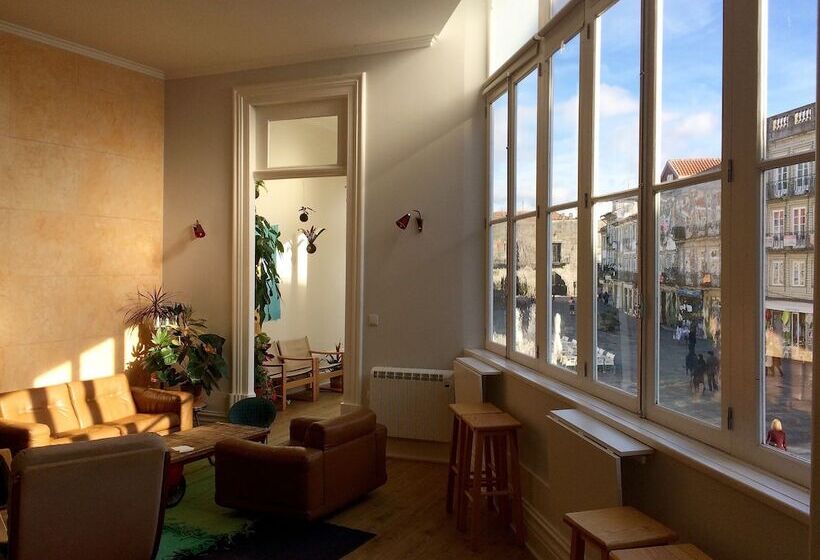 膳宿费 Dona Emília Guest House & Studio Apartment Building