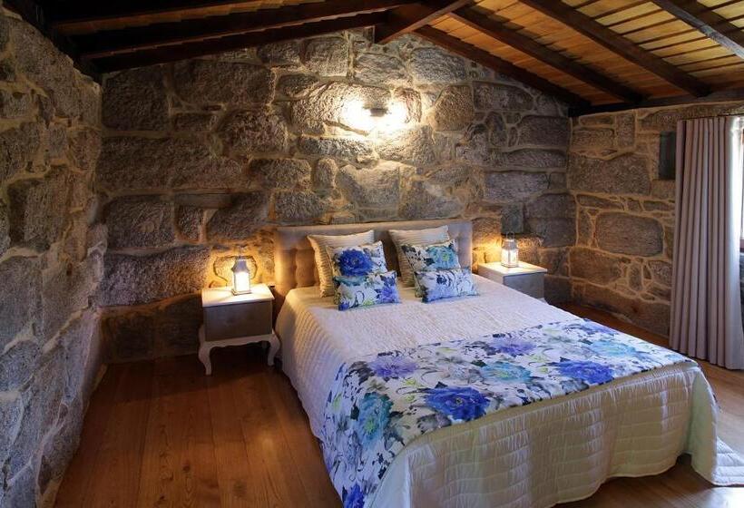 펜션 Encosta Dos Túneis   Turismo E Lazer