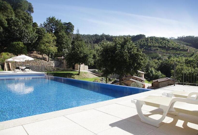 펜션 Encosta Dos Túneis   Turismo E Lazer