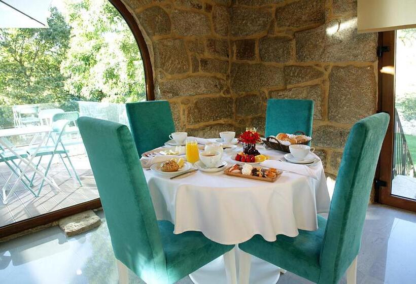 펜션 Encosta Dos Túneis   Turismo E Lazer