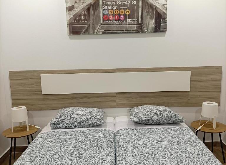 펜션 Good Vibes  Lagos Guesthouse