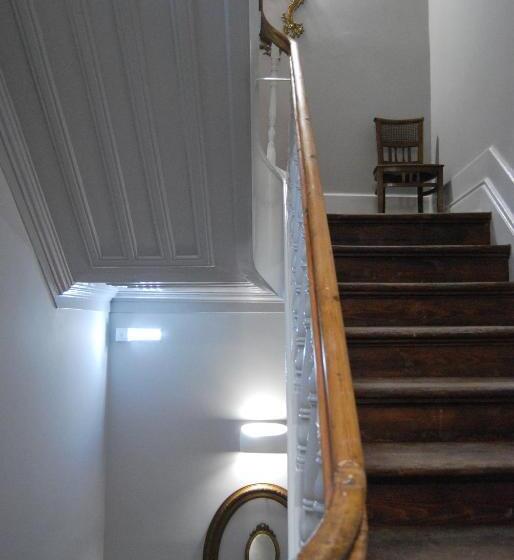 پانسیون Guest House Santa Clara