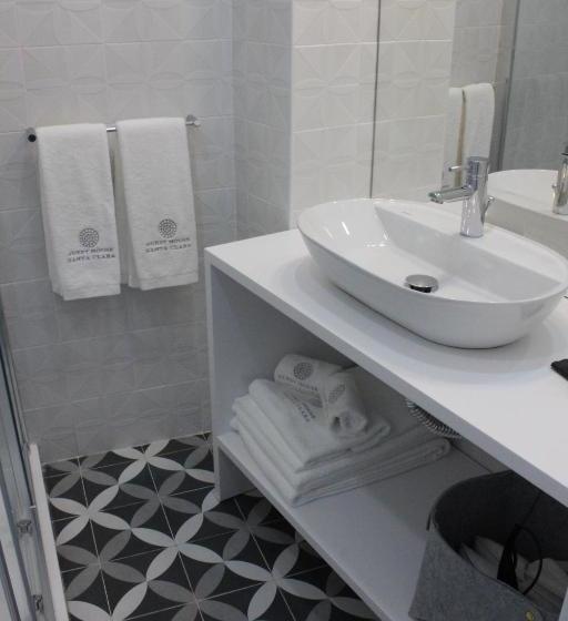 پانسیون Guest House Santa Clara