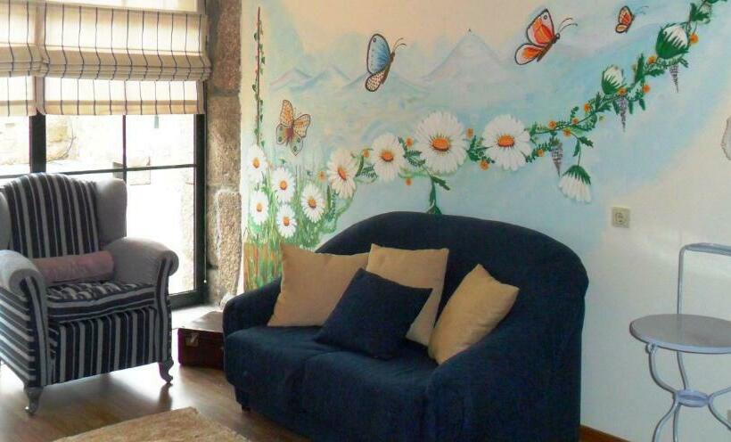 Пансион Guesthouse Casa Das Abegoarias