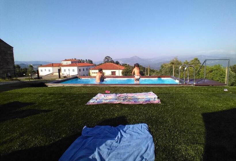 Пансион Guesthouse Casa Das Abegoarias