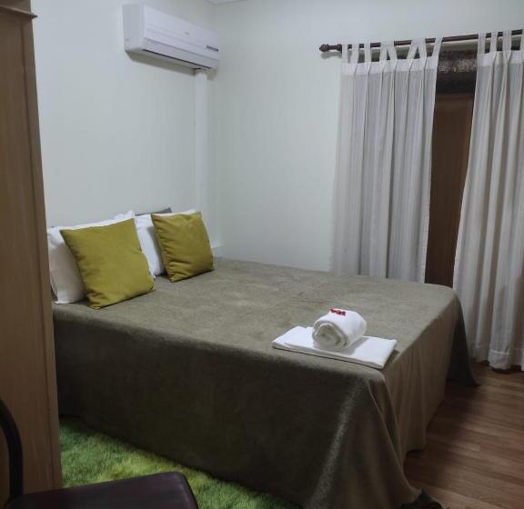 Пансион Guesthouse Casa Das Abegoarias