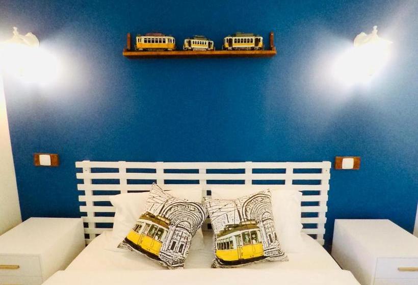 Пансион Pillows Peniche B&b