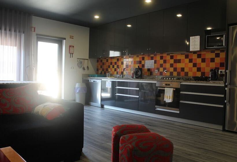 פנסיון Residencial Kuarenta&um