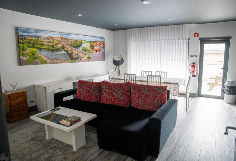 פנסיון Residencial Kuarenta&um