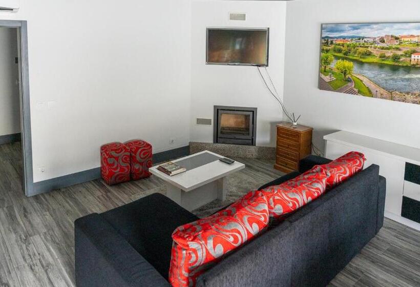 פנסיון Residencial Kuarenta&um