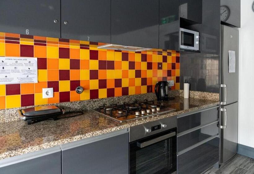 פנסיון Residencial Kuarenta&um