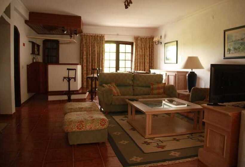 Пансион Roulito S Guest House