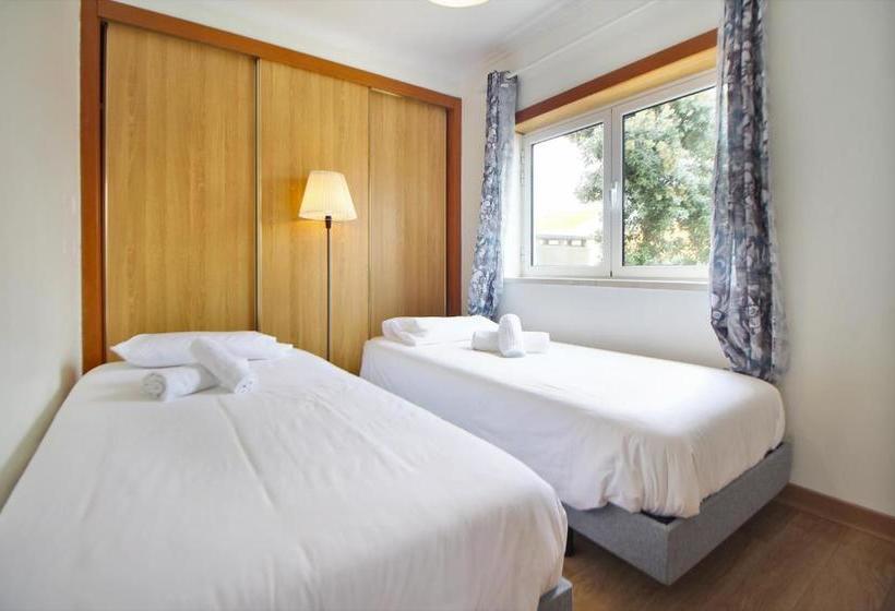 Пансион Pillows Peniche B&b