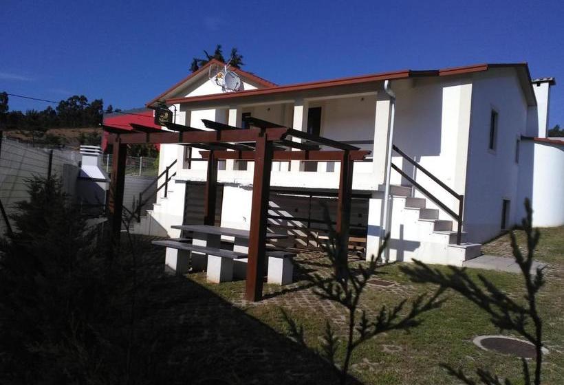 פנסיון Sicó In And Out