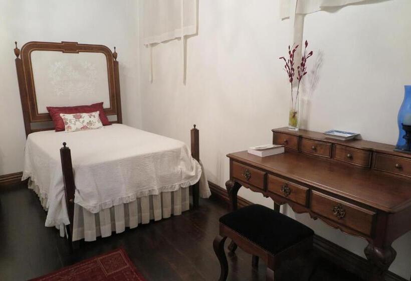 پانسیون Solar De Santa Maria