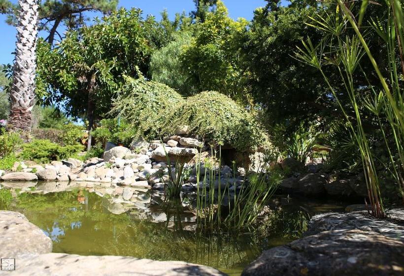 بنسيون Vila Louro