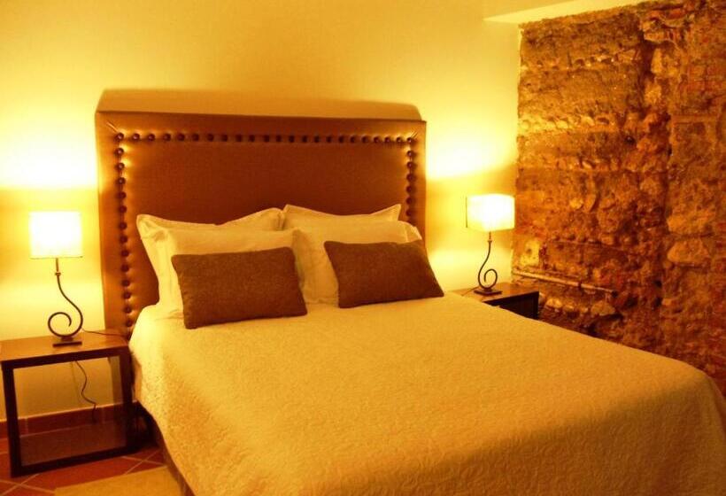 ユースホステル Casa Do Largo Golegã Turismo De Habitação