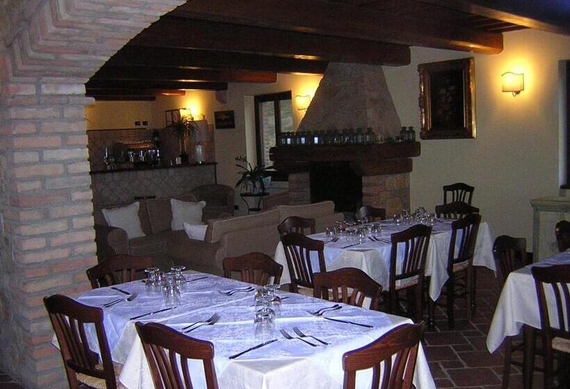 호텔 Agriturismo Olivastrella