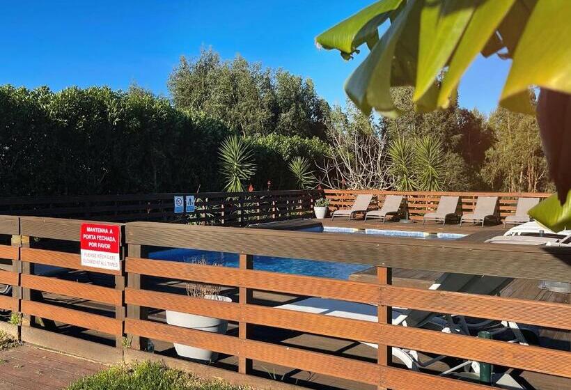 هتل Herdade Do Kuanza