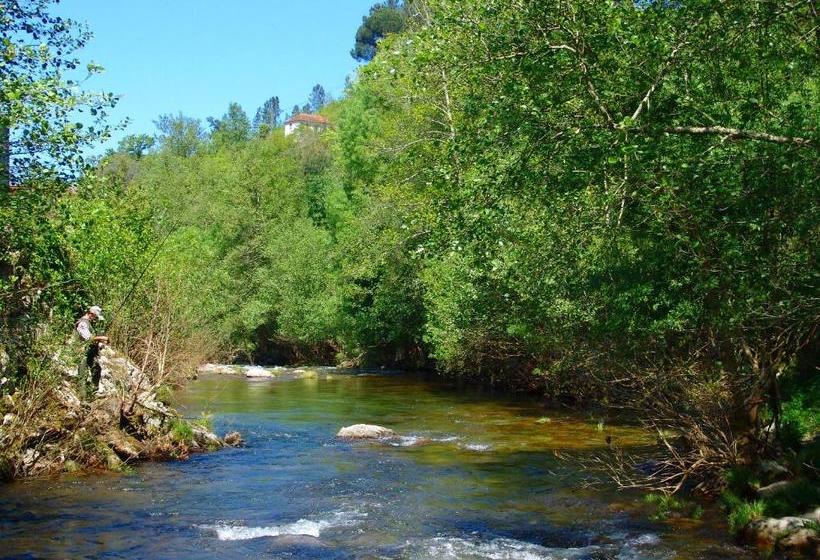 Отель Quinta Casal De Vila Pouca