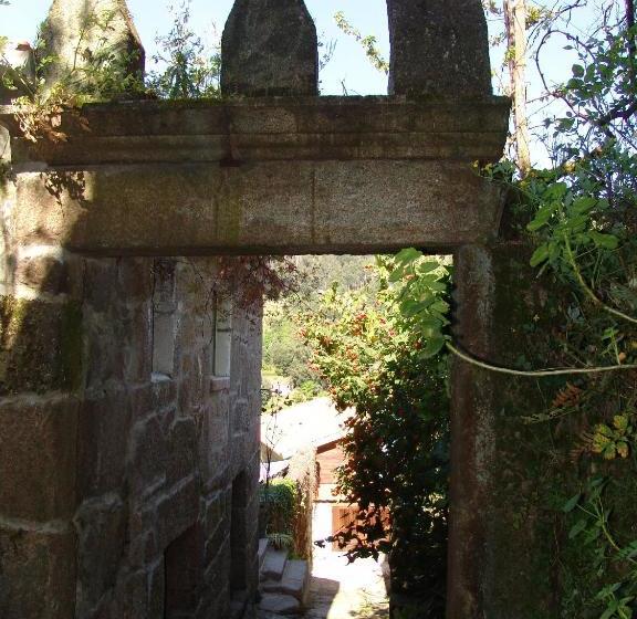 Отель Quinta Casal De Vila Pouca