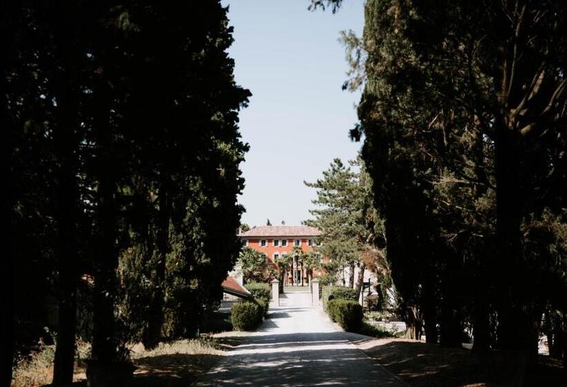 בית מלון כפרי Relais Roncolo 1888