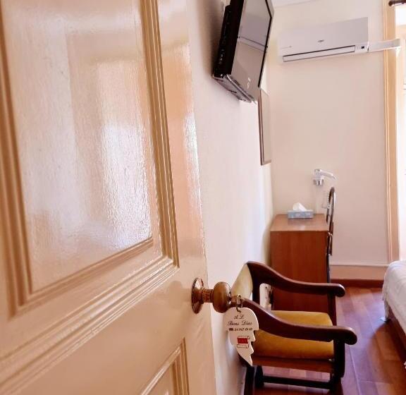 پانسیون Bons Dias