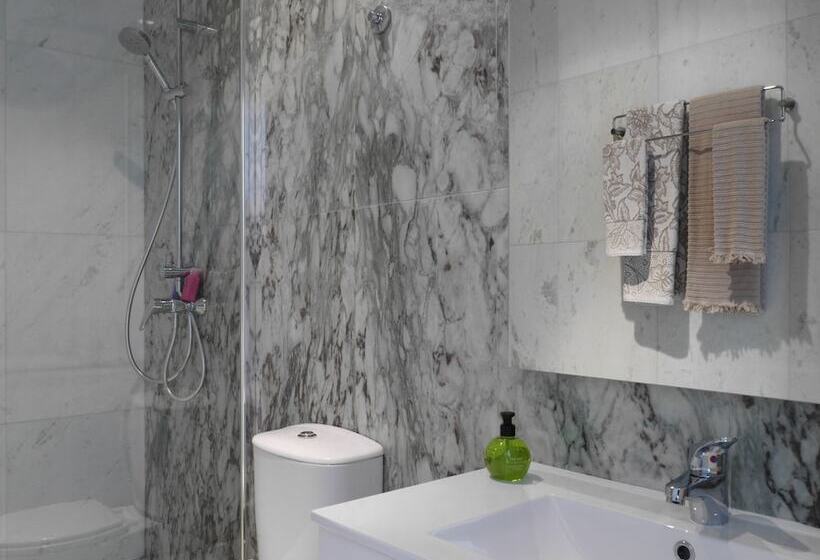 پانسیون Cacilhas Guest Apartments