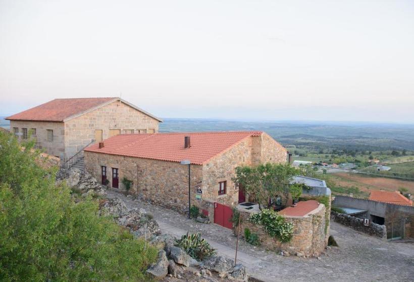 بنسيون Casa Da Amendoeira