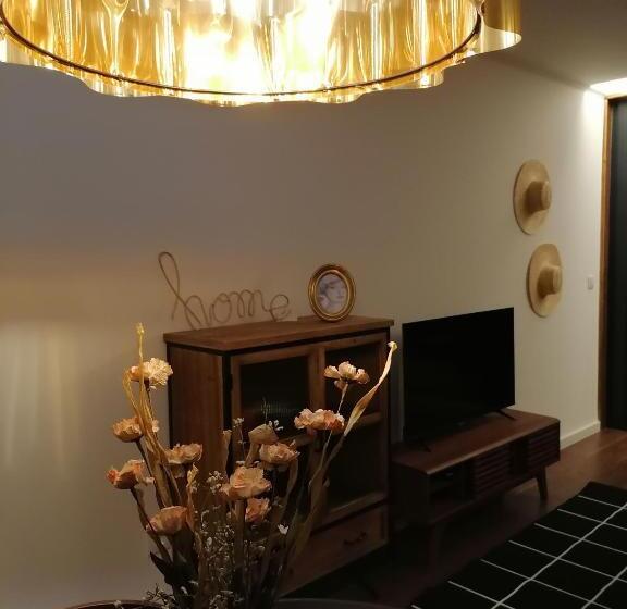 펜션 Casa Do Romezal