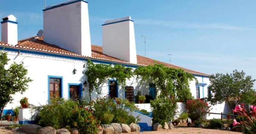 پانسیون Casa Saramago