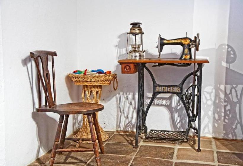 پانسیون Casa Saramago