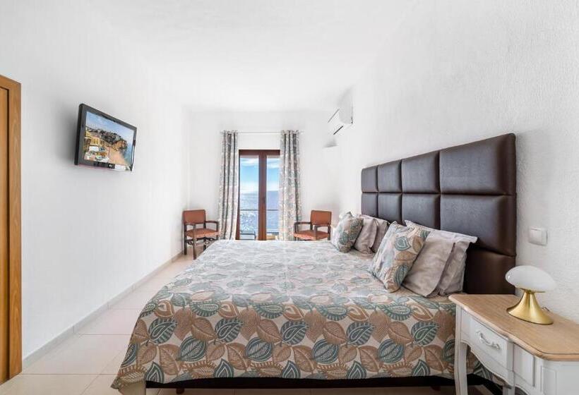 پانسیون Castelo Guest House