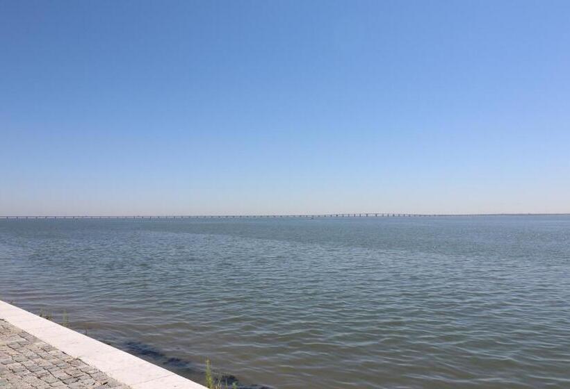 پانسیون Discovery Apartment Expo   Aeroporto