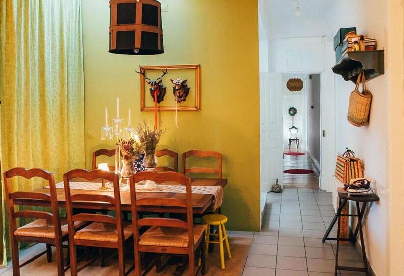 بنسيون Dona Fina Guest House