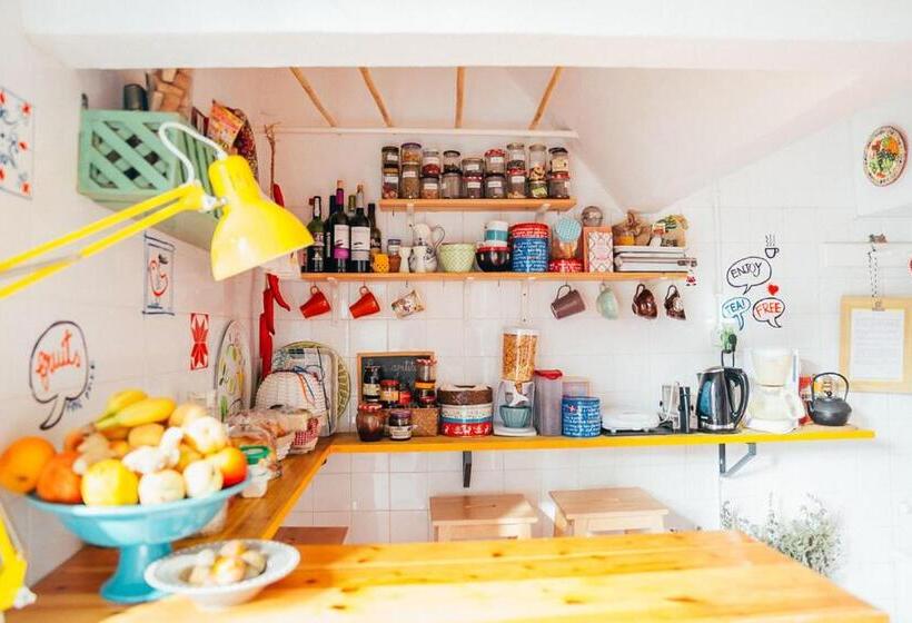 بنسيون Dona Fina Guest House