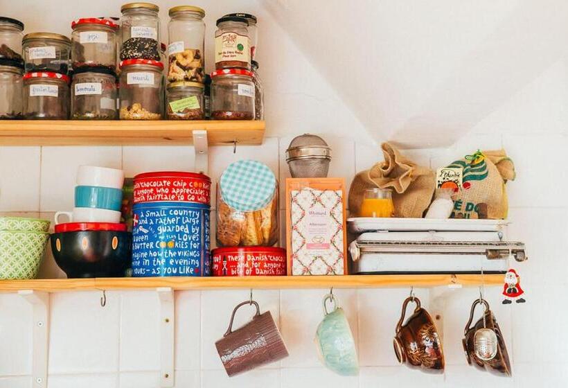 بنسيون Dona Fina Guest House