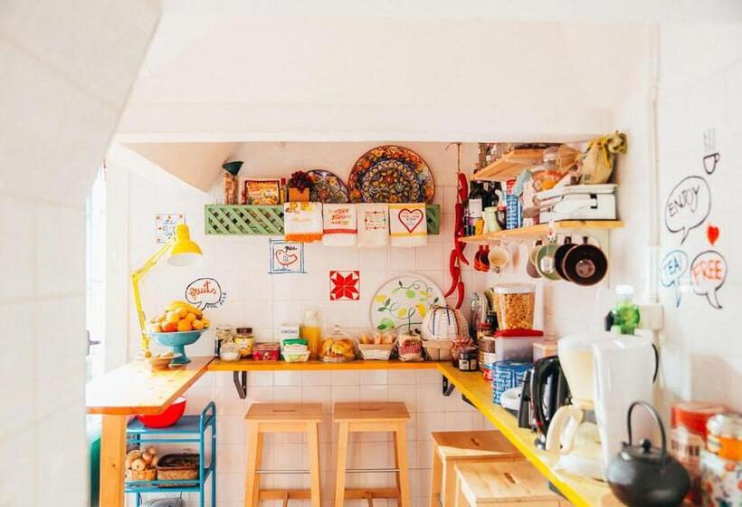 بنسيون Dona Fina Guest House