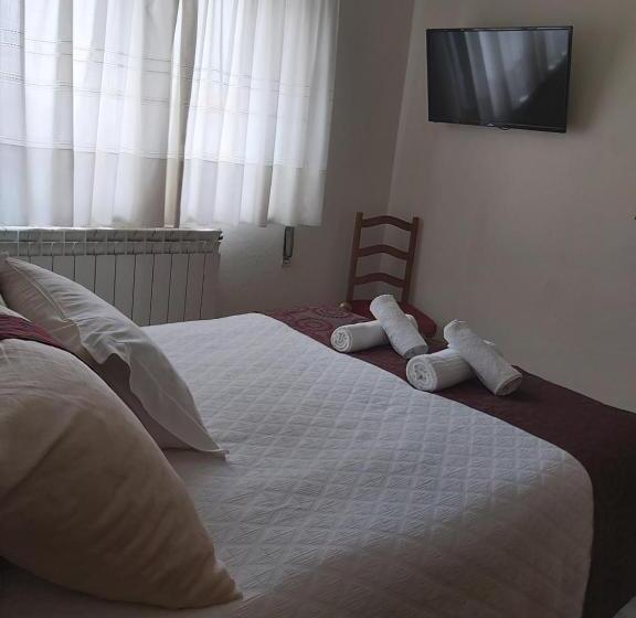 بنسيون Encosta Da Serra