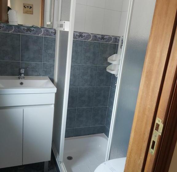 بنسيون Encosta Da Serra