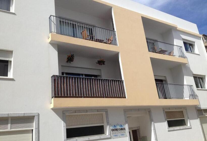 Пансион Entrecubos Guesthouse