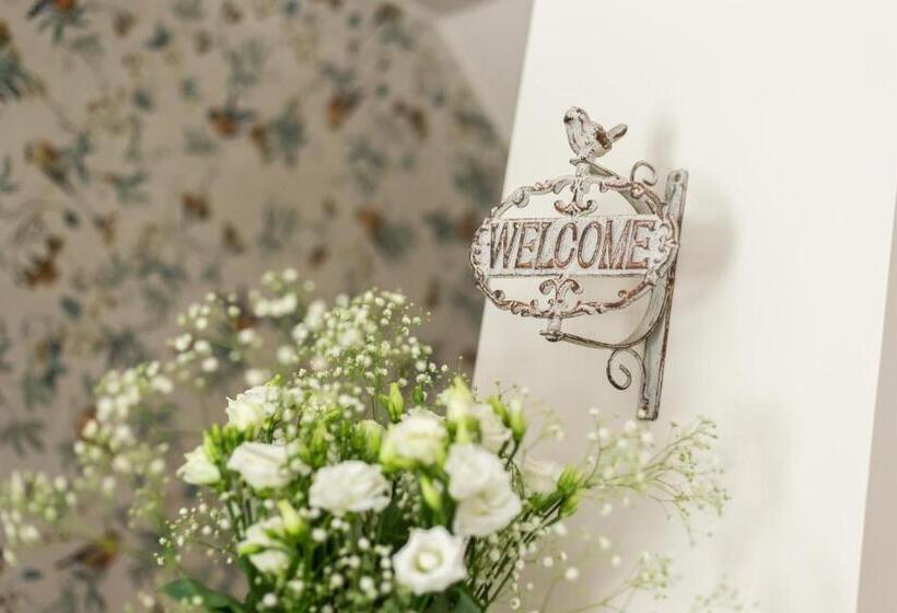 膳宿费 Ester Guest House