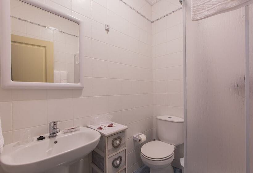 پانسیون Hospedaria Os Condes