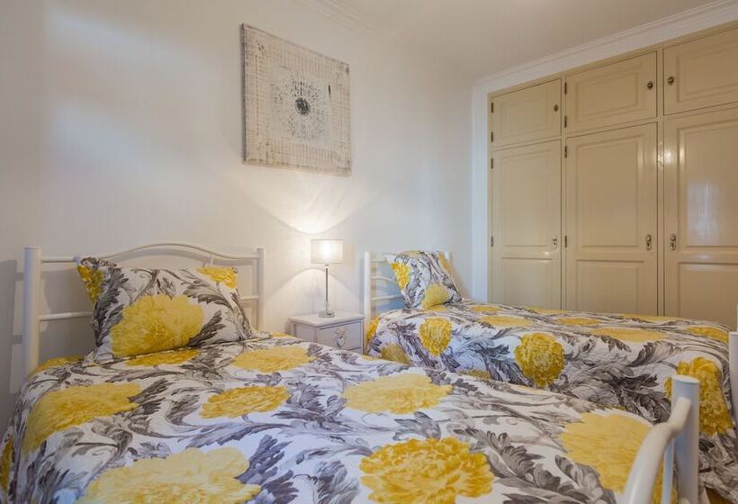 پانسیون Hospedaria Os Condes