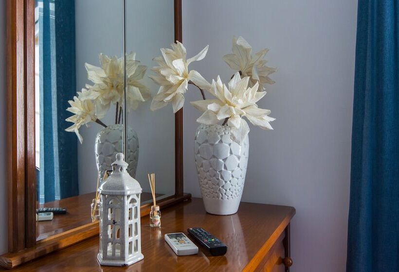 پانسیون Hospedaria Os Condes