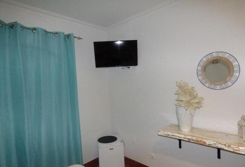 پانسیون Hospedaria Os Condes