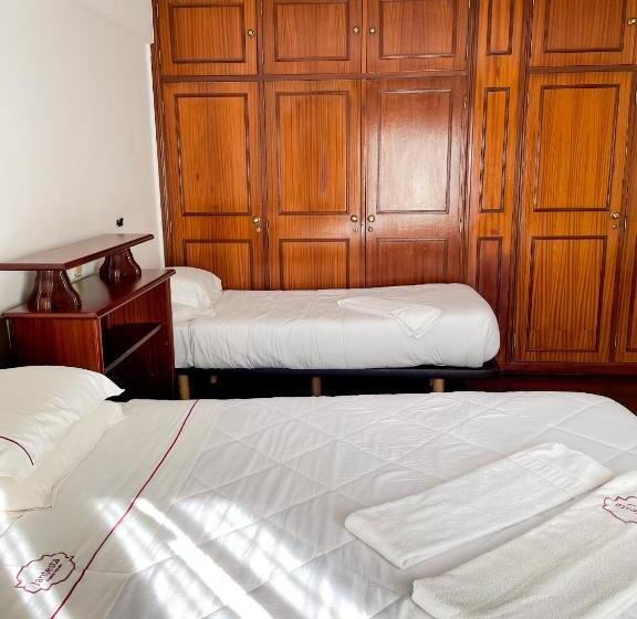 پانسیون Jantesta Guest House