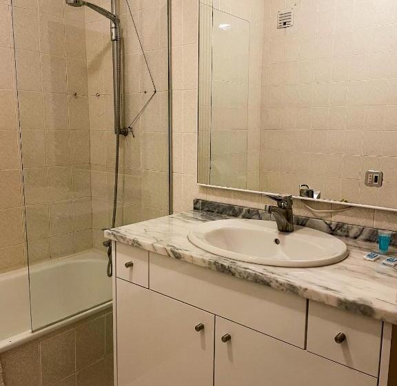 پانسیون Jantesta Guest House