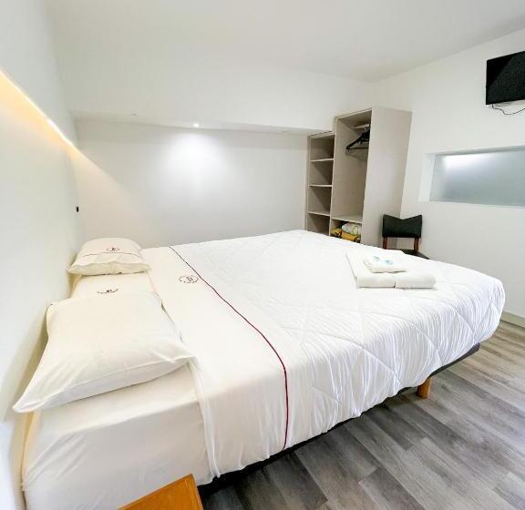 پانسیون Jantesta Guest House